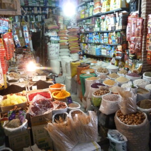 mein erster Laden im Iran
hier gibts alles